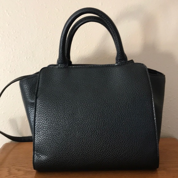 💰SOLD💰 Nine West Navy Tote - Picture 5 of 8